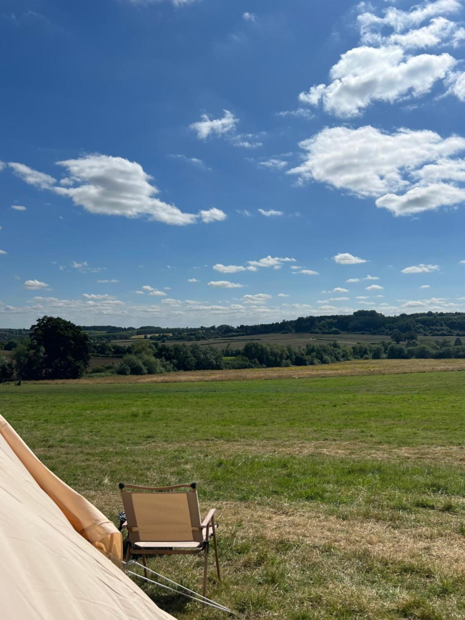 Bell Tent 4M Fossewold Farm Camping Moreton-in-Marsh Extérieur photo